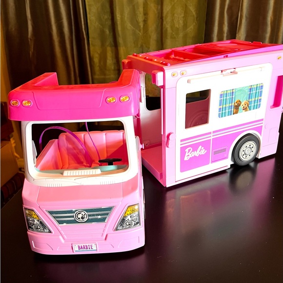 MATTEL 2019 Barbie 3 in 1 Dream Camper - Picture 11 of 13